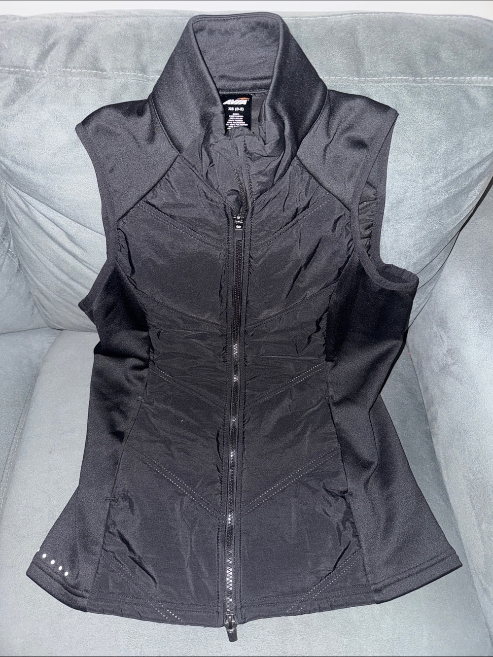 Black Women's Sleeveless Zip-Front Vest -